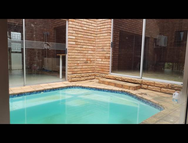4 BEDROOM HOUSE RENTED IN MONTROSE